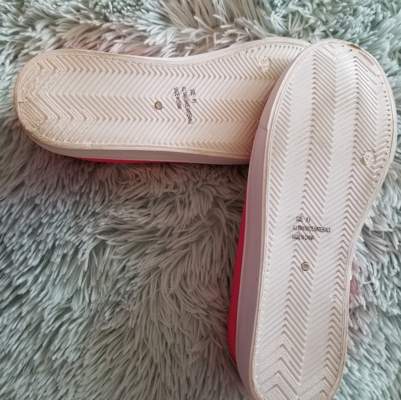 Qaspial women's sneaker - Picture 3 of 3